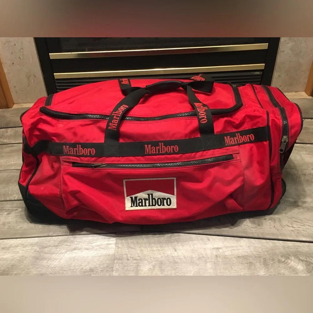 90’s Marlboro Adventure Team Travel Weekender Bag Vintage Rolling Luggage Duffle